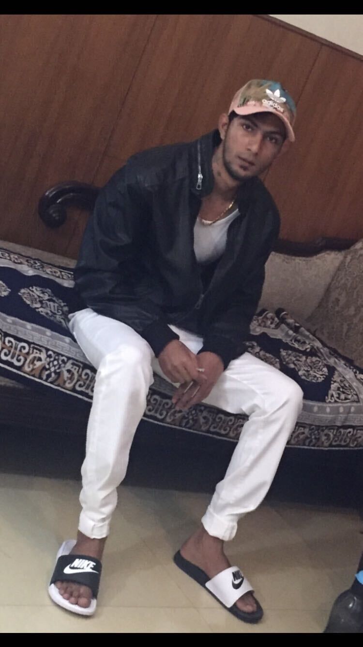  52643443  Adarsh, 31 ,    