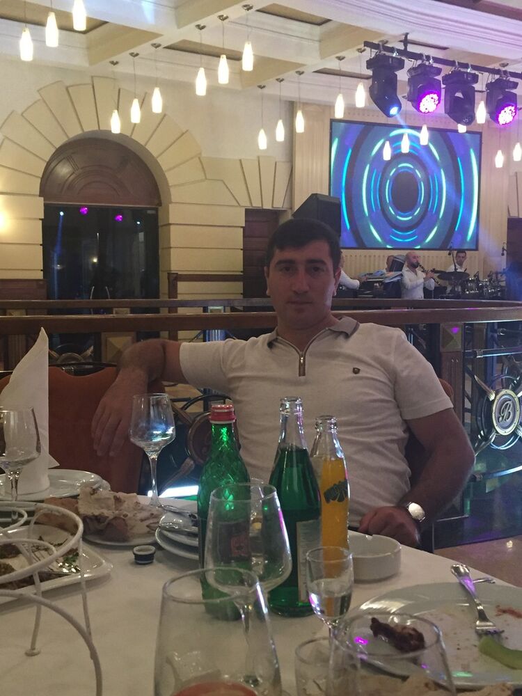  ,   Hayk, 35 ,   ,   , c 