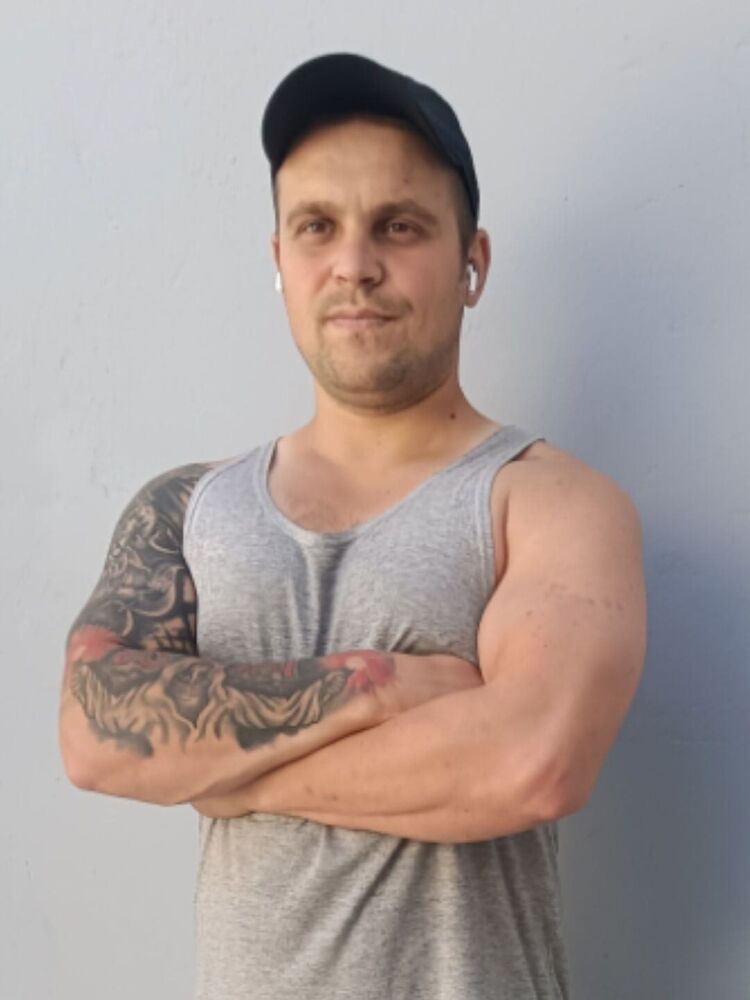  53731243  , 35 ,    