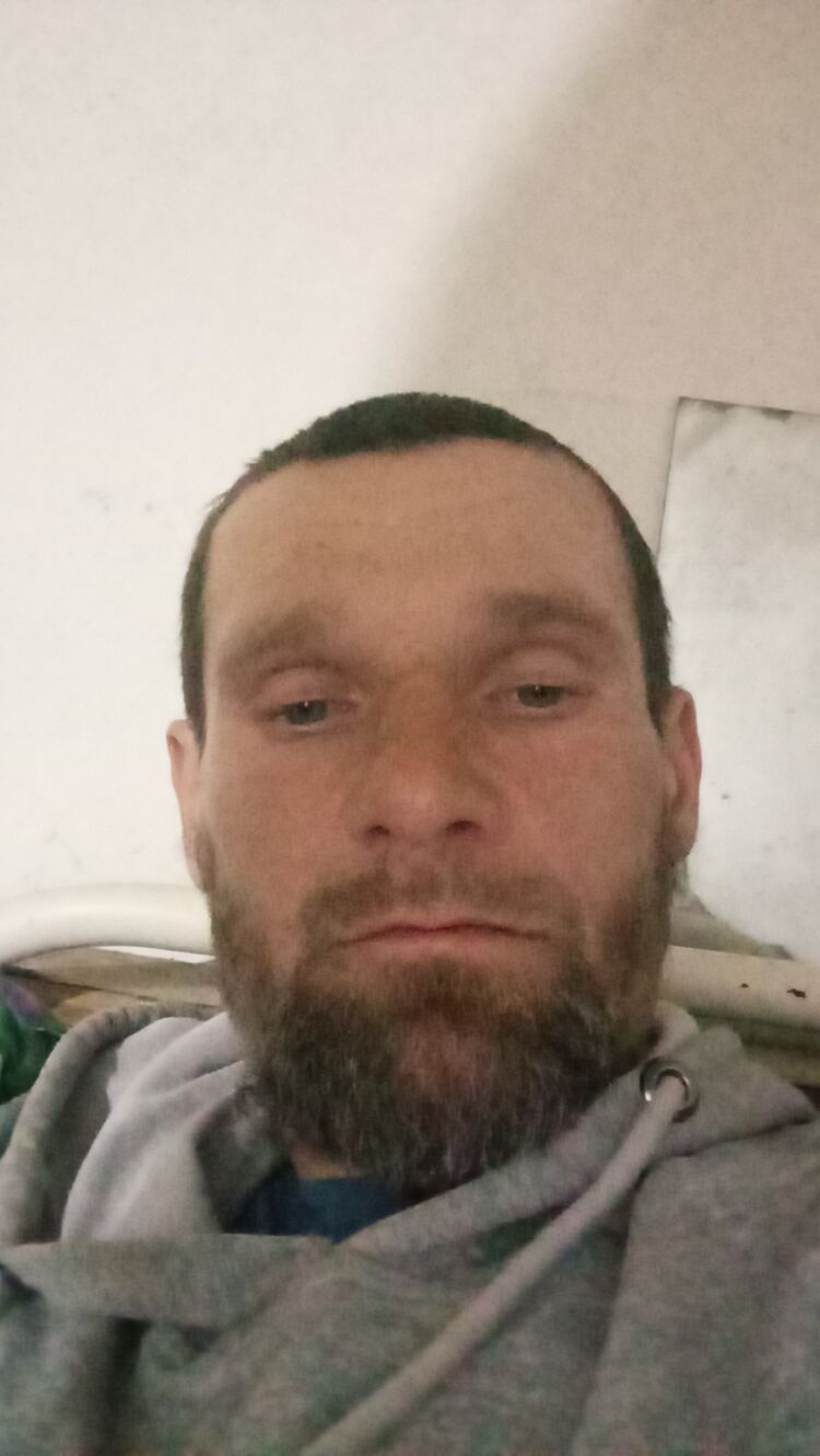  49810303  , 37 ,    
