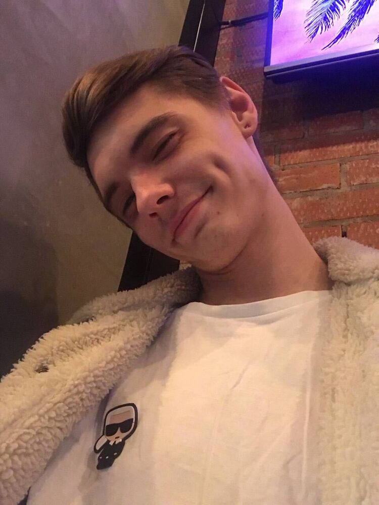  28829473  Vladimir, 25 ,    