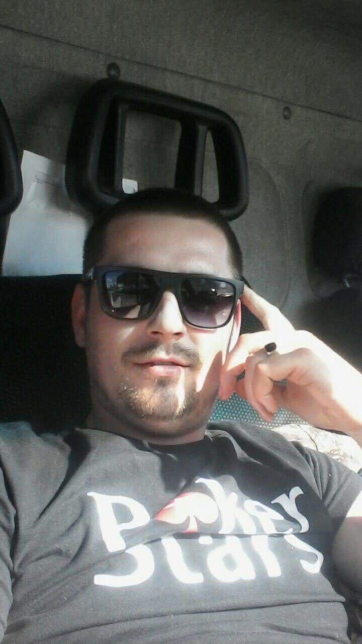  40156483  , 34 ,    