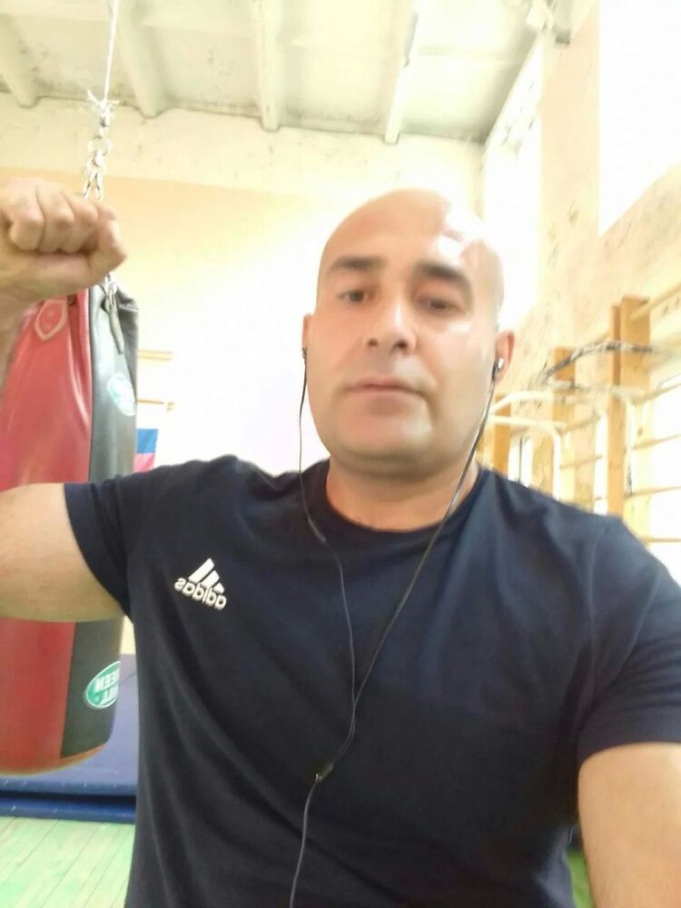  -,   Farhod, 44 ,   ,   , c , 