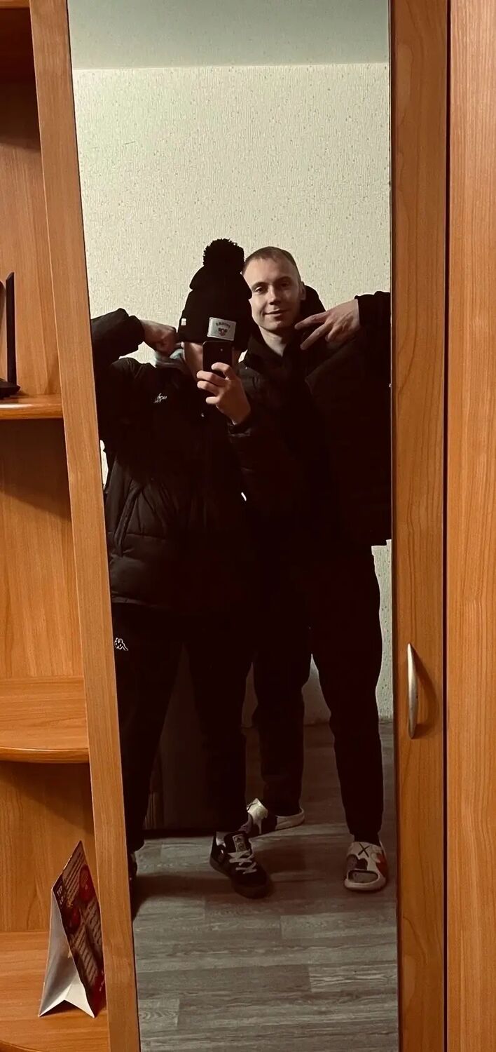  --,   Mikhail, 21 ,     , c 