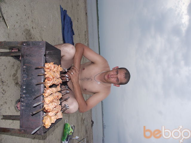  ,   Alex, 39 ,  
