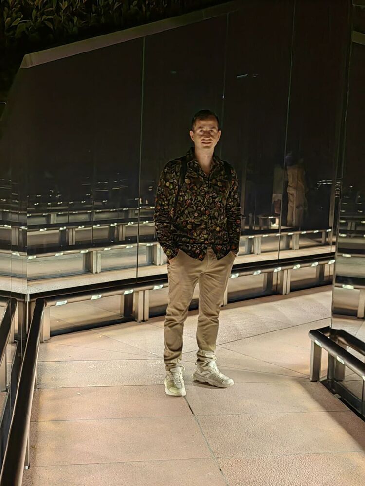  38033763  , 37 ,    -