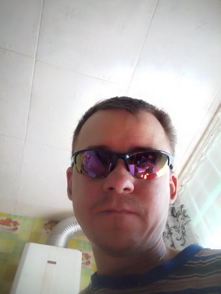  44413943  , 39 ,    