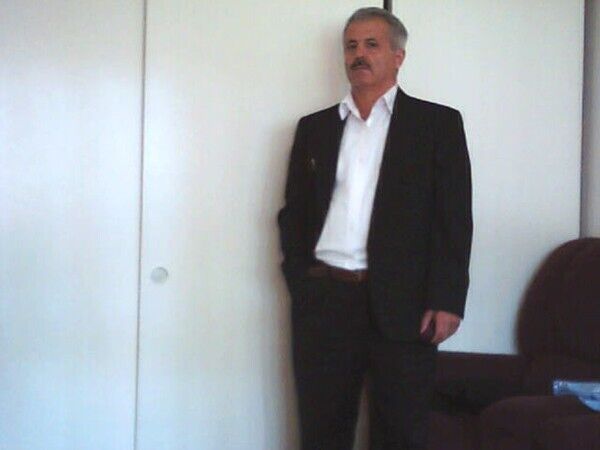  29433423  Mahamed, 71 ,    