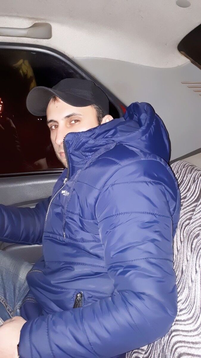  ,   Amiko, 31 ,   ,   , c , 