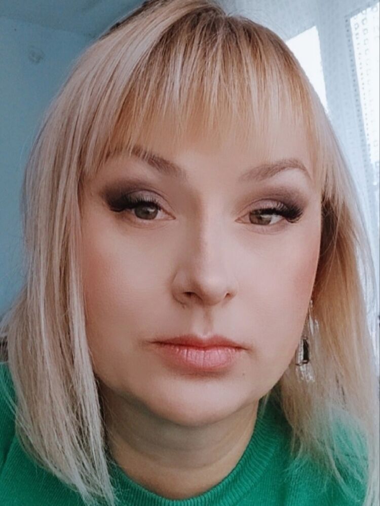  53893513  , 40 ,    -