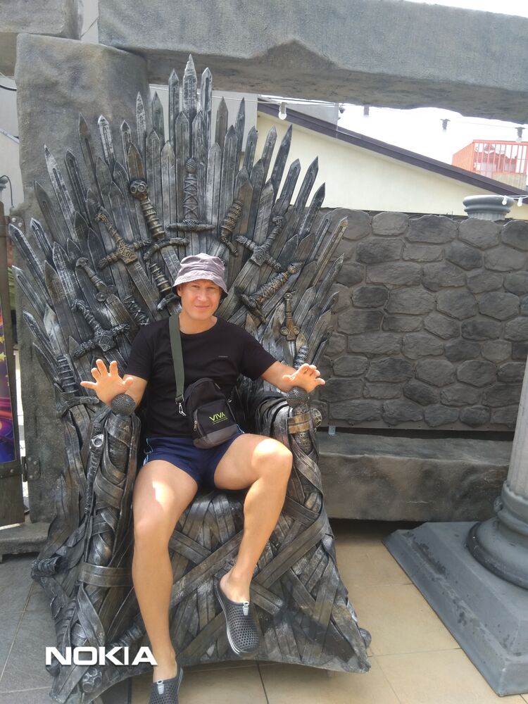  27185643  , 37 ,    -