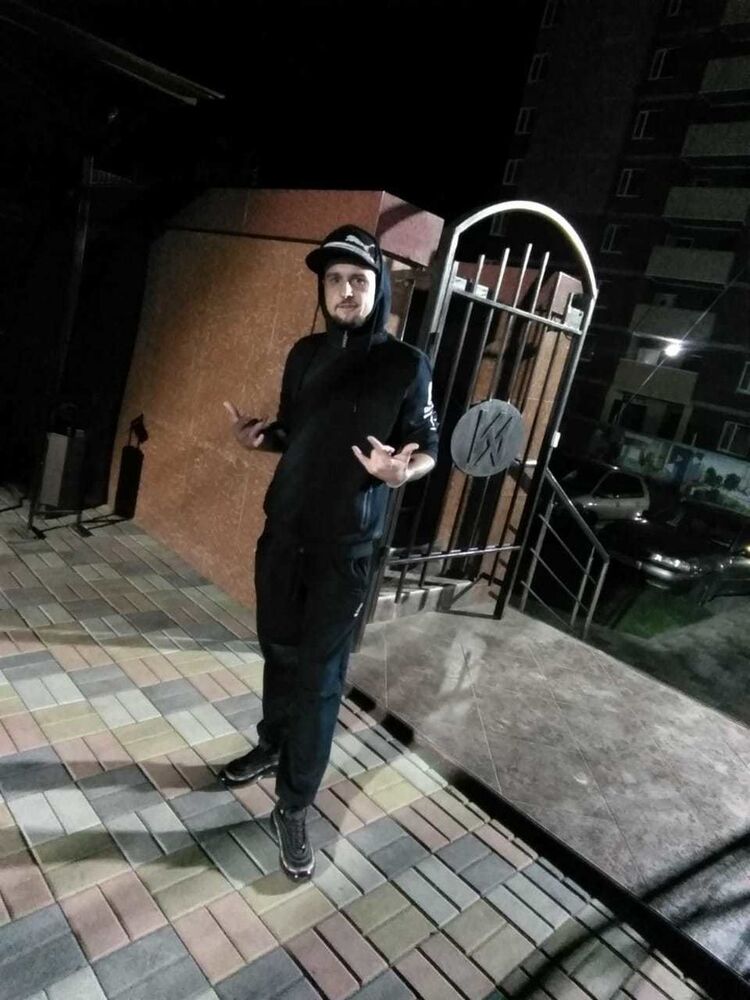  18669473  , 33 ,    --