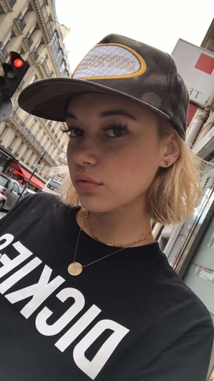 ���� 49318663 ������� Sharon Kate, 33 ����, ���� ���������� � Avila Beach