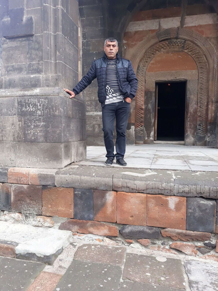  24295833  Sarmen, 52 ,    