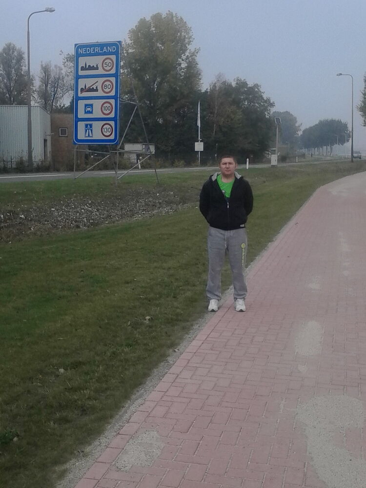  8368563  Dima, 41 ,    