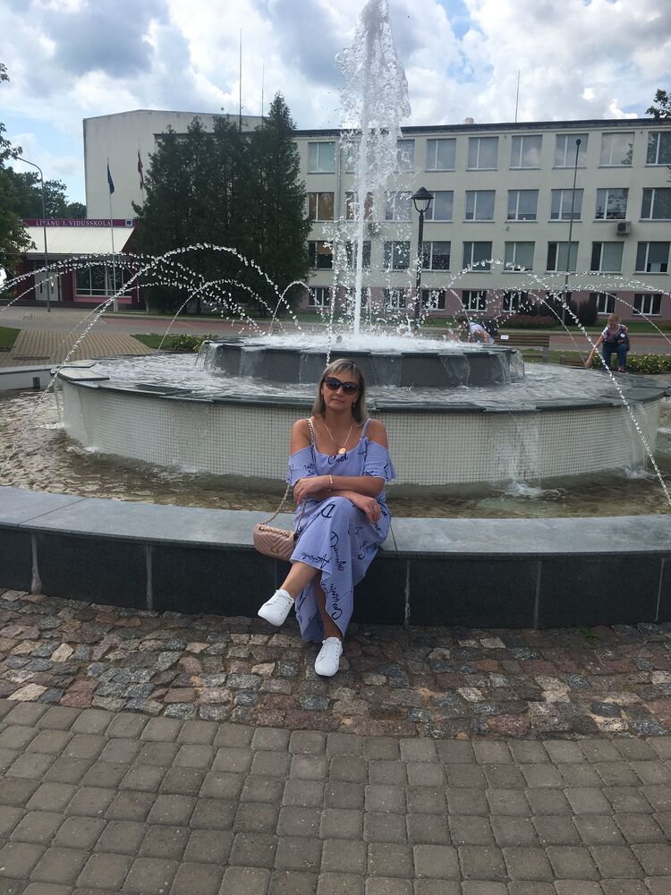  50224083  Ljubimka, 51 ,    