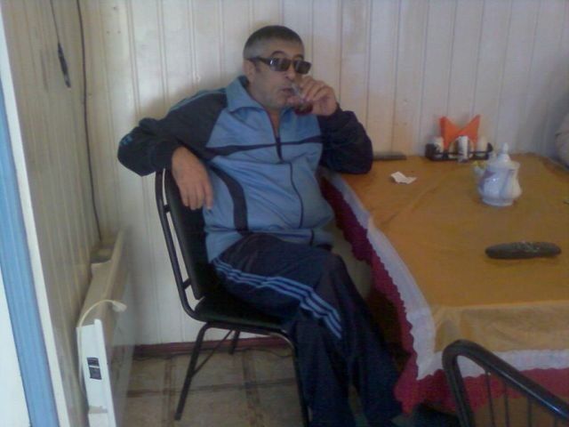  13172203  Zohrab, 69 ,    