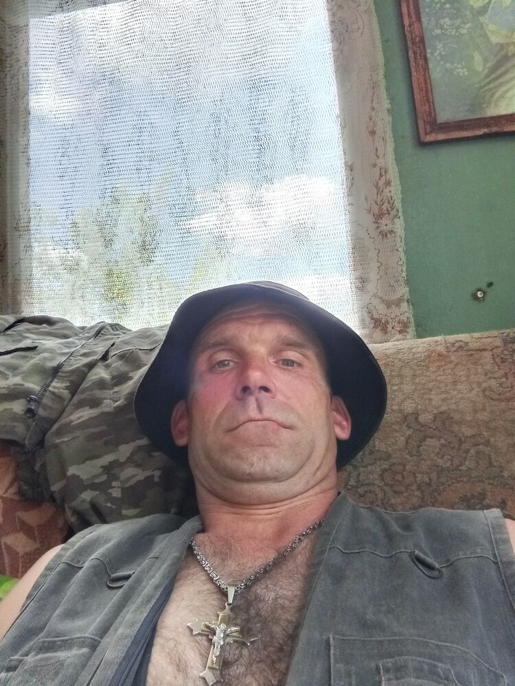  46504713  , 41 ,    