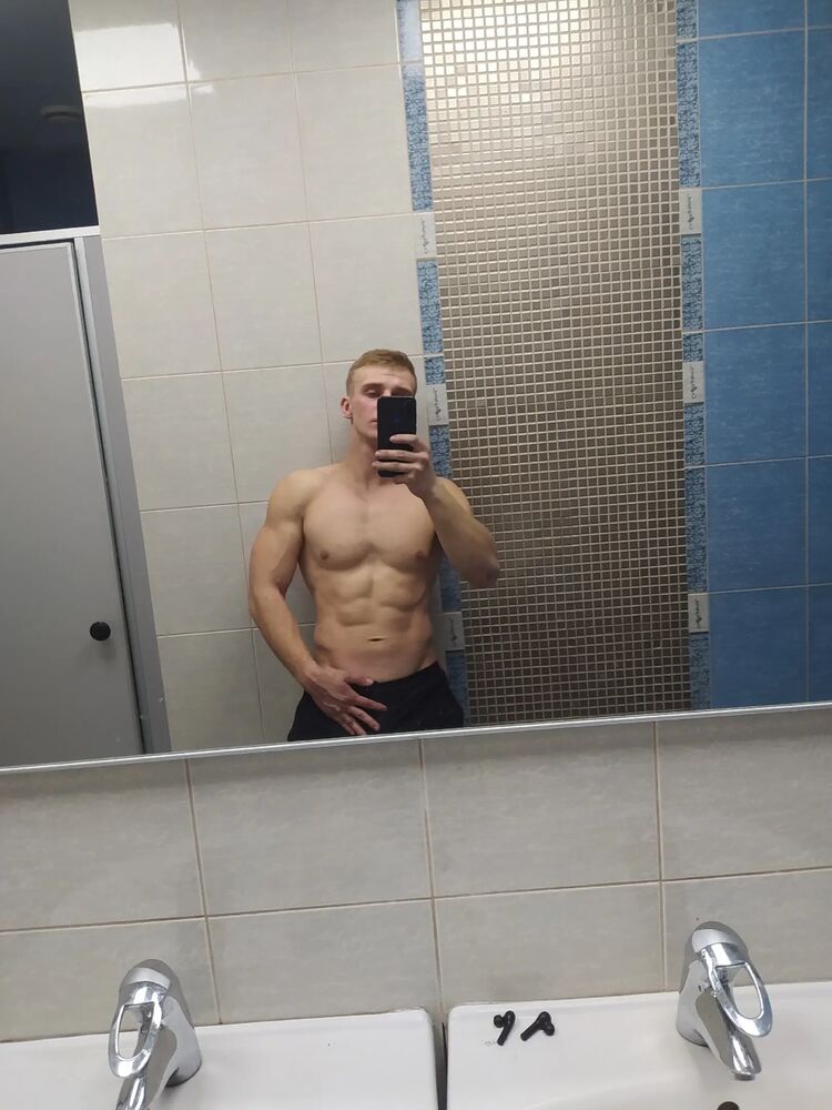  33241133  Alexey, 25 ,    