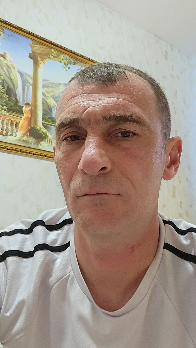 ,   Levan, 42 ,   ,   , c 