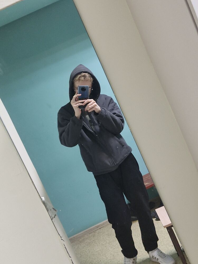  48333383  , 18 ,    