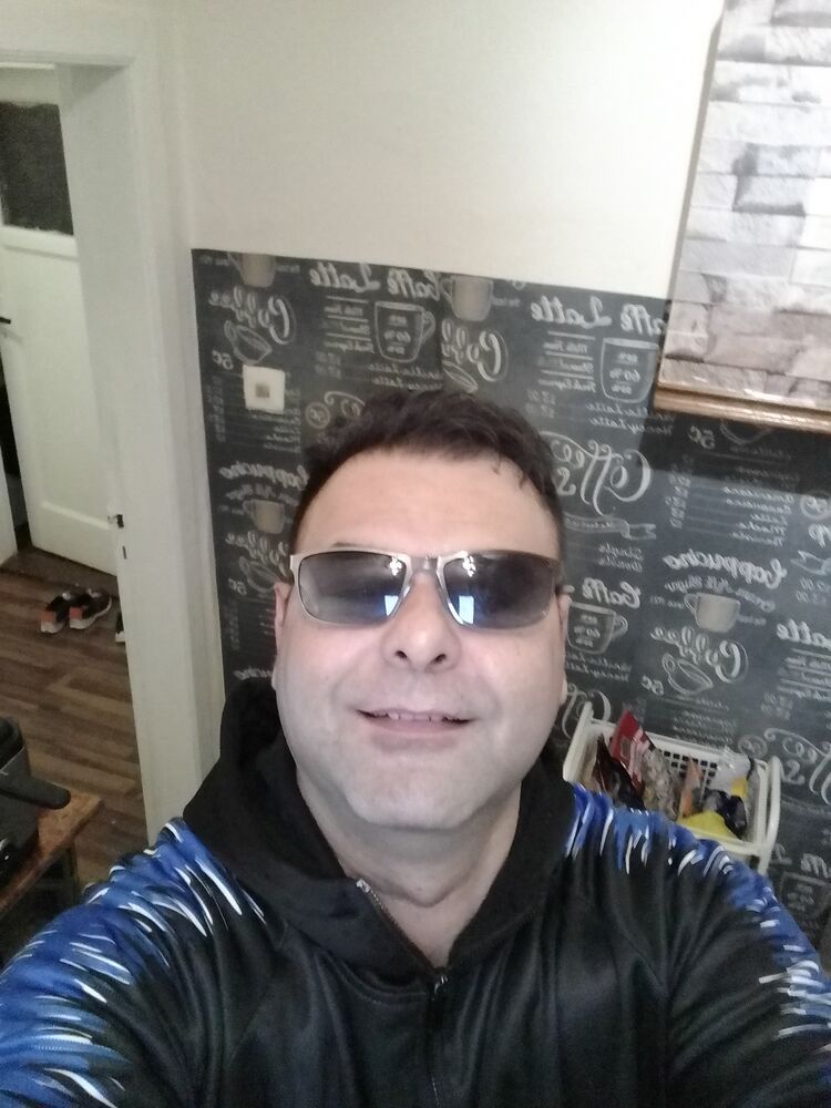  25057023  , 51 ,    