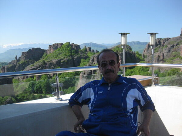  53949273  Emil, 75 ,    