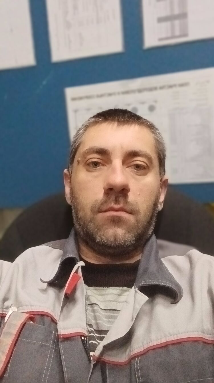  48178023  Oleg, 37 ,    