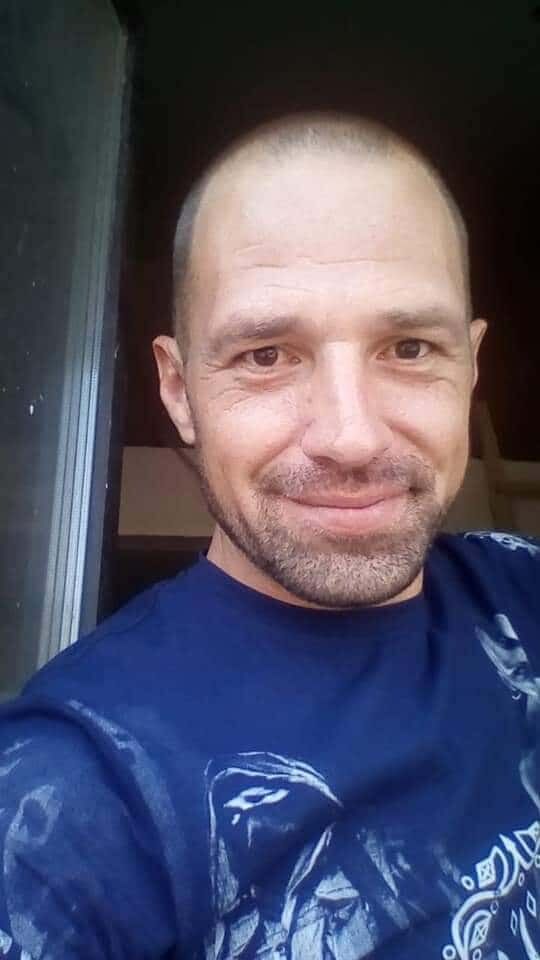  22608023  , 44 ,    