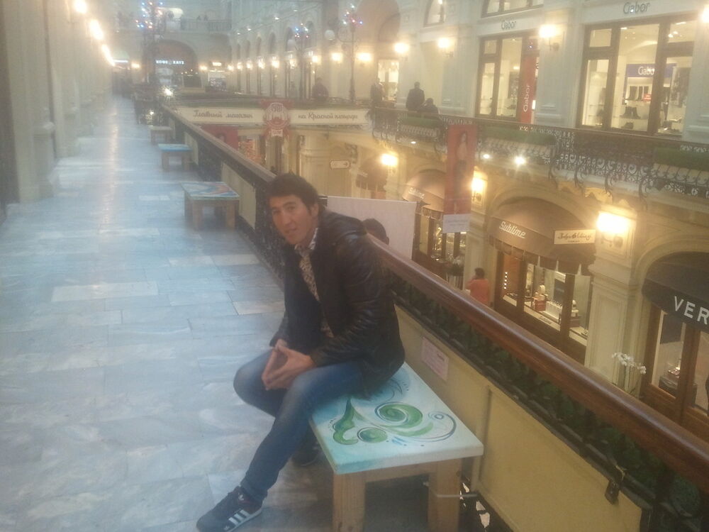  8325153  Elyor, 35 ,    