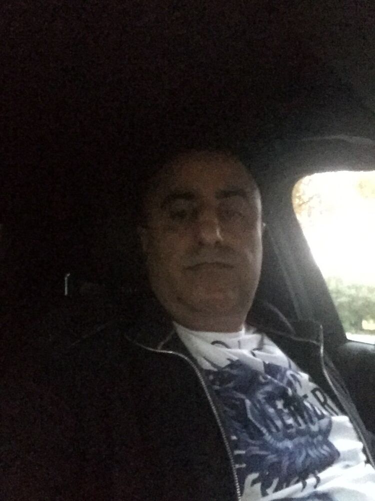  ,   Garik, 51 ,   ,   , c 