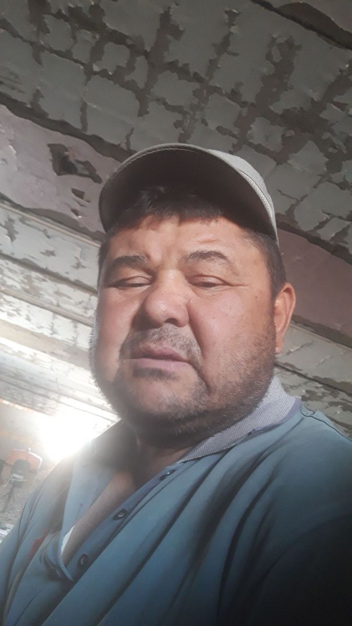  35686333  , 42 ,    