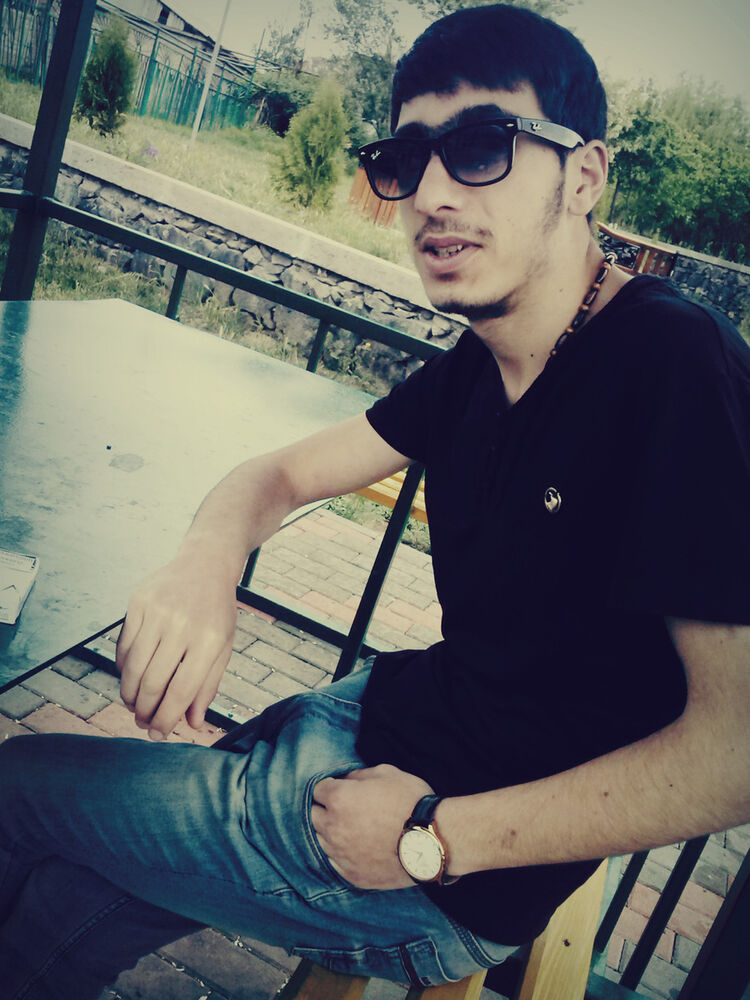  ,   Gevor, 28 ,   ,   , c 