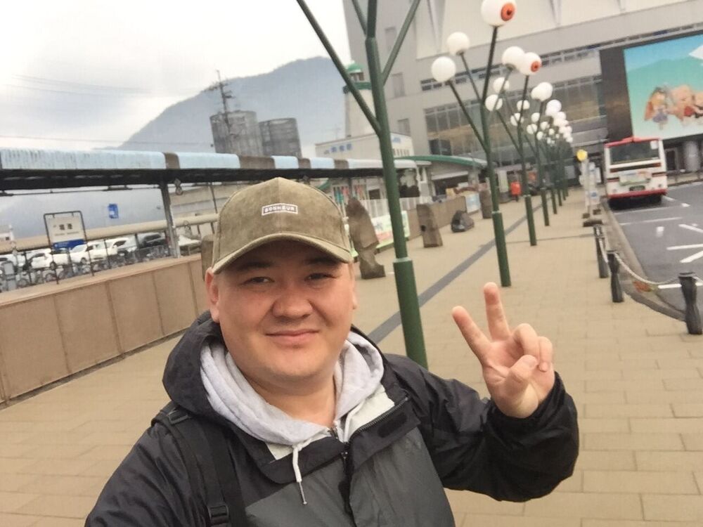  -,   Nurbek, 40 ,   c 