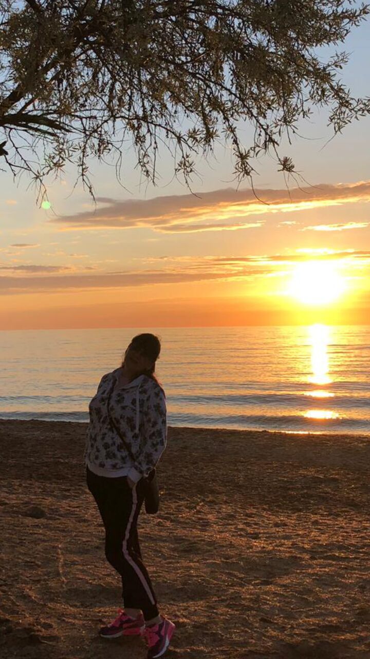  ,   Lana, 54 ,   c 