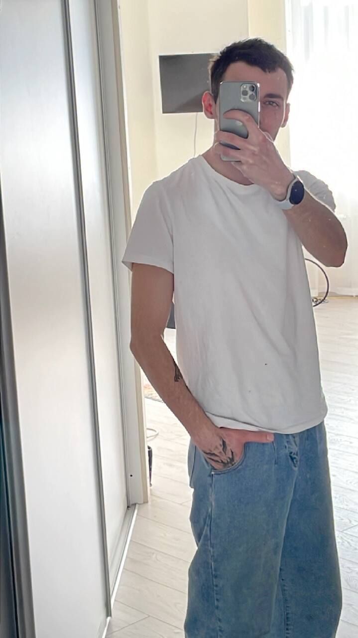  33646463  Ilya, 24 ,    