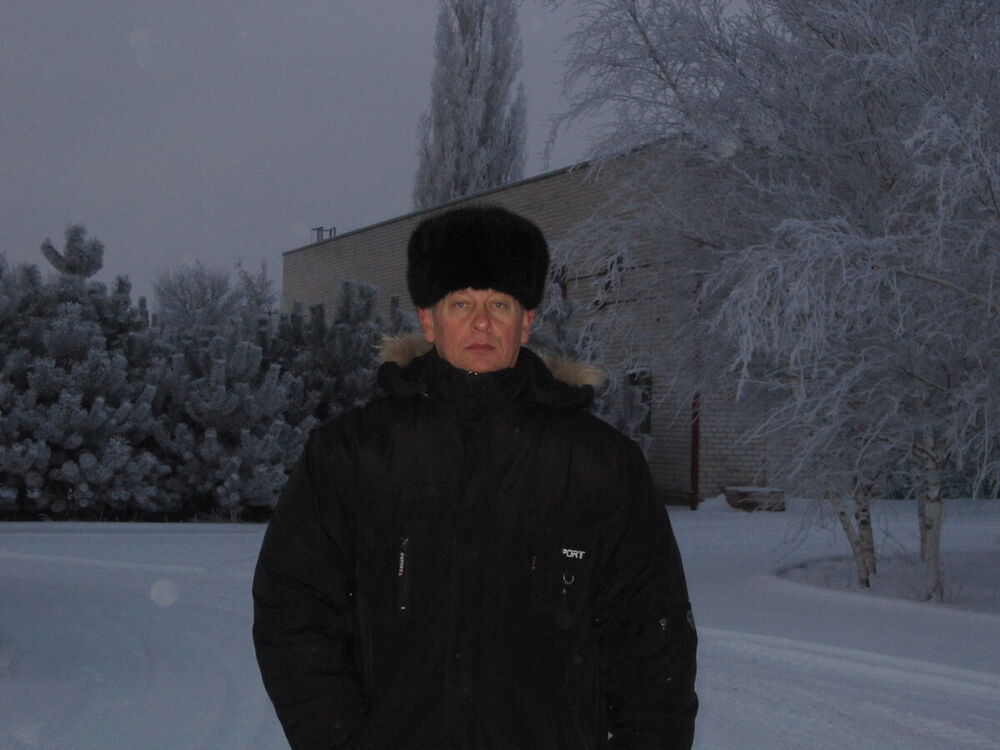  21834433  Nikolay, 64 ,    