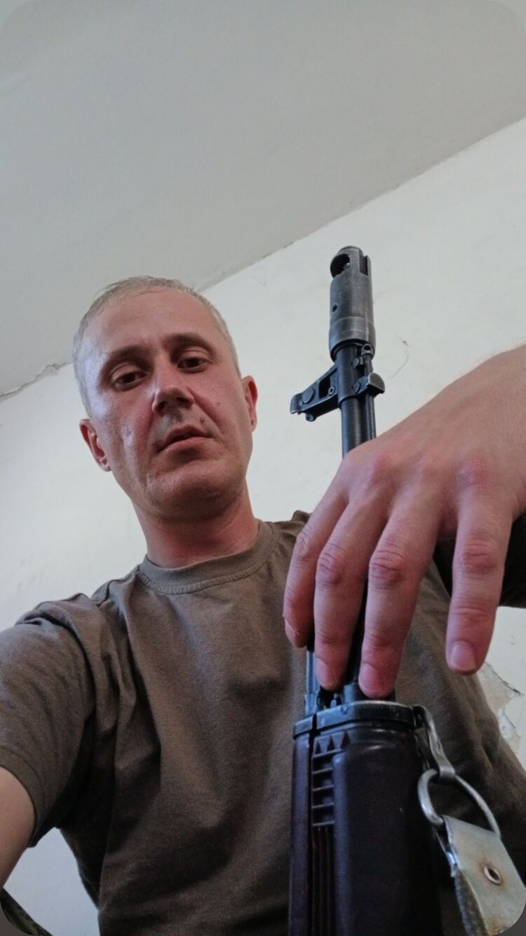  46917183  , 36 ,    