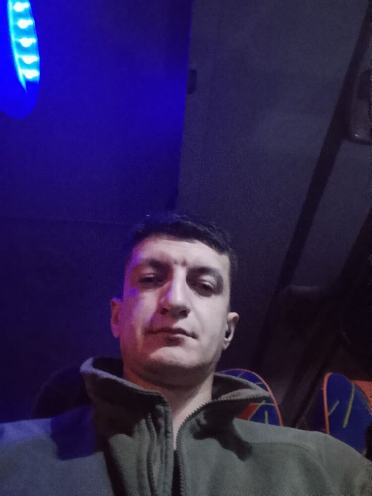  49075883  , 35 ,    