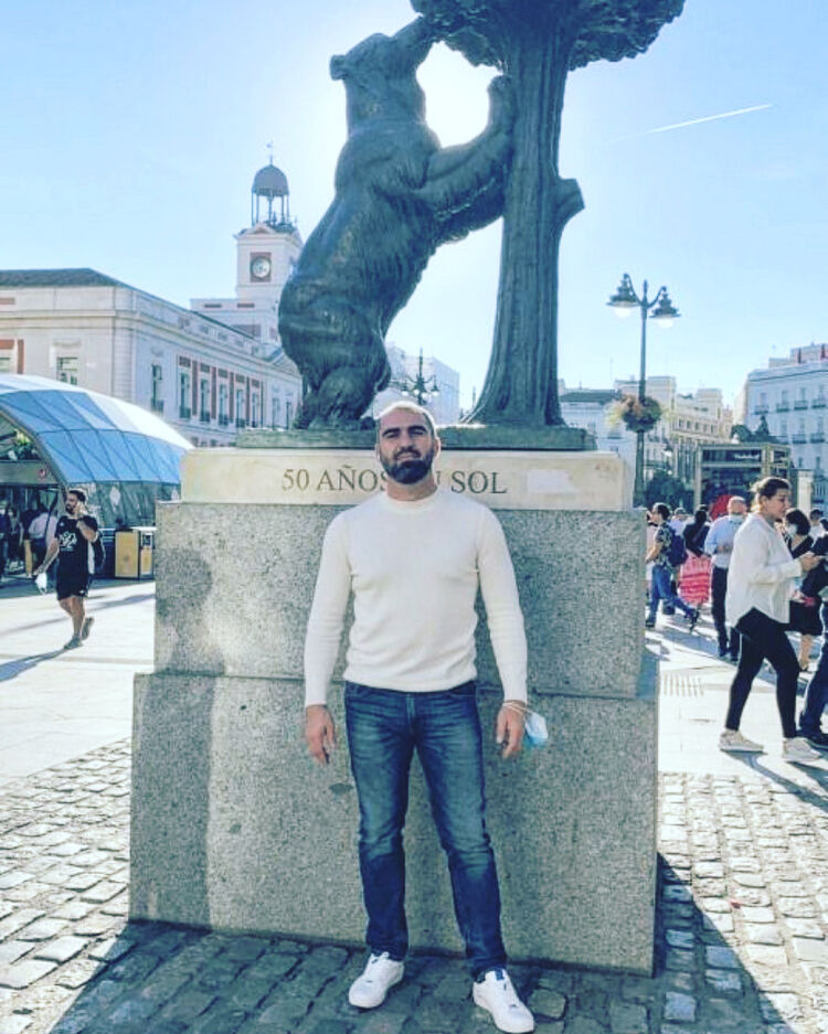  Findikli,   Adam, 36 ,   ,   