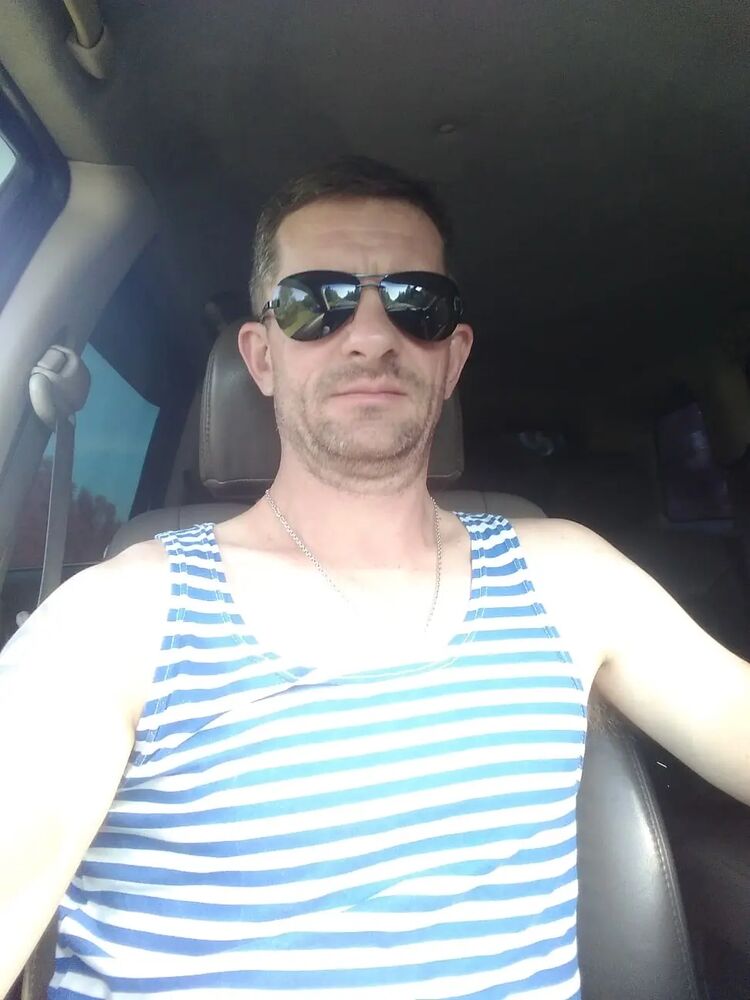  ,   Igor, 49 ,   ,   , 