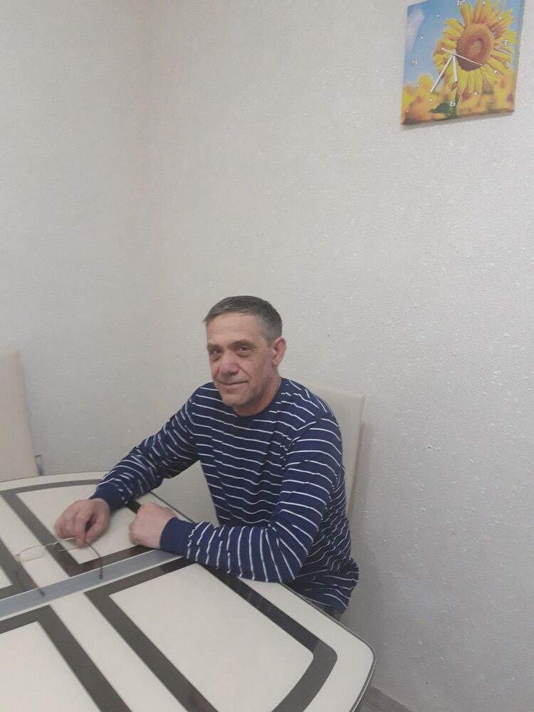  19028053  , 58 ,    -
