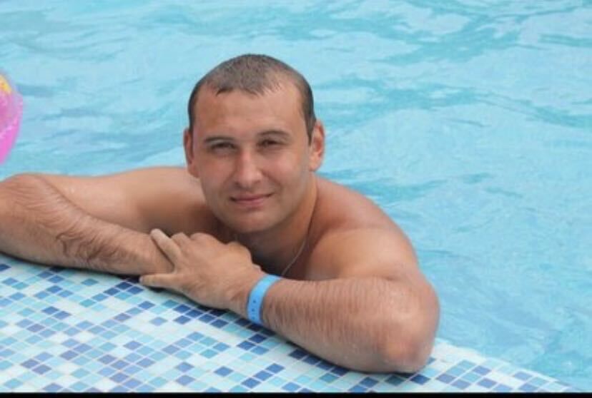  ,   Alex, 35 ,   ,   