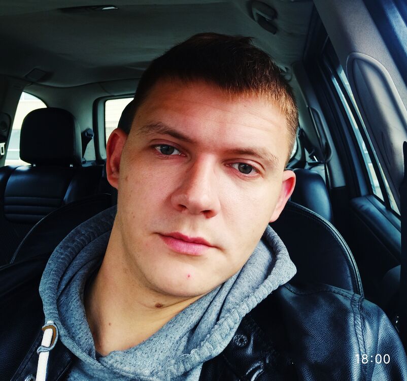  28642363  Artyom, 34 ,    