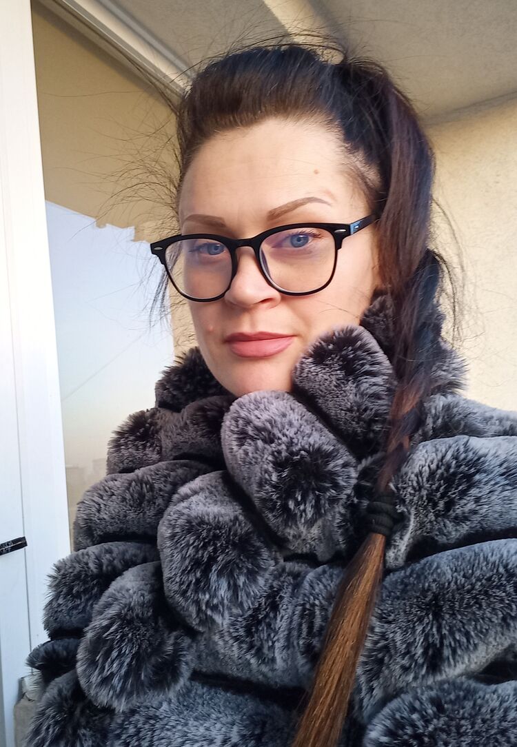  49090903  Kateryna, 35 ,    