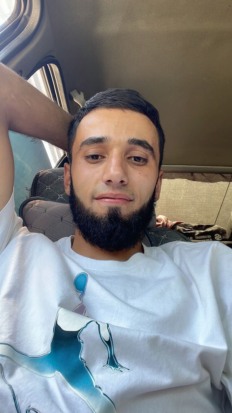  46085243  , 23 ,    