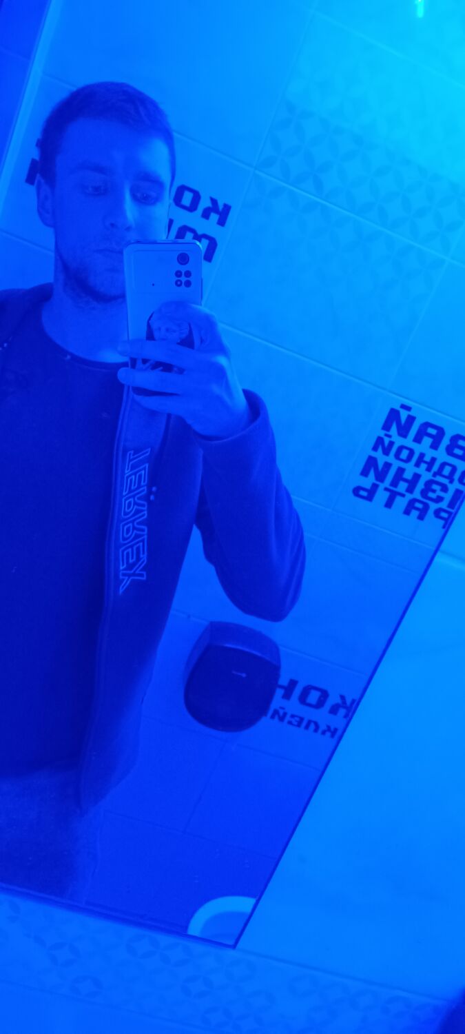 32276523  , 29 ,    