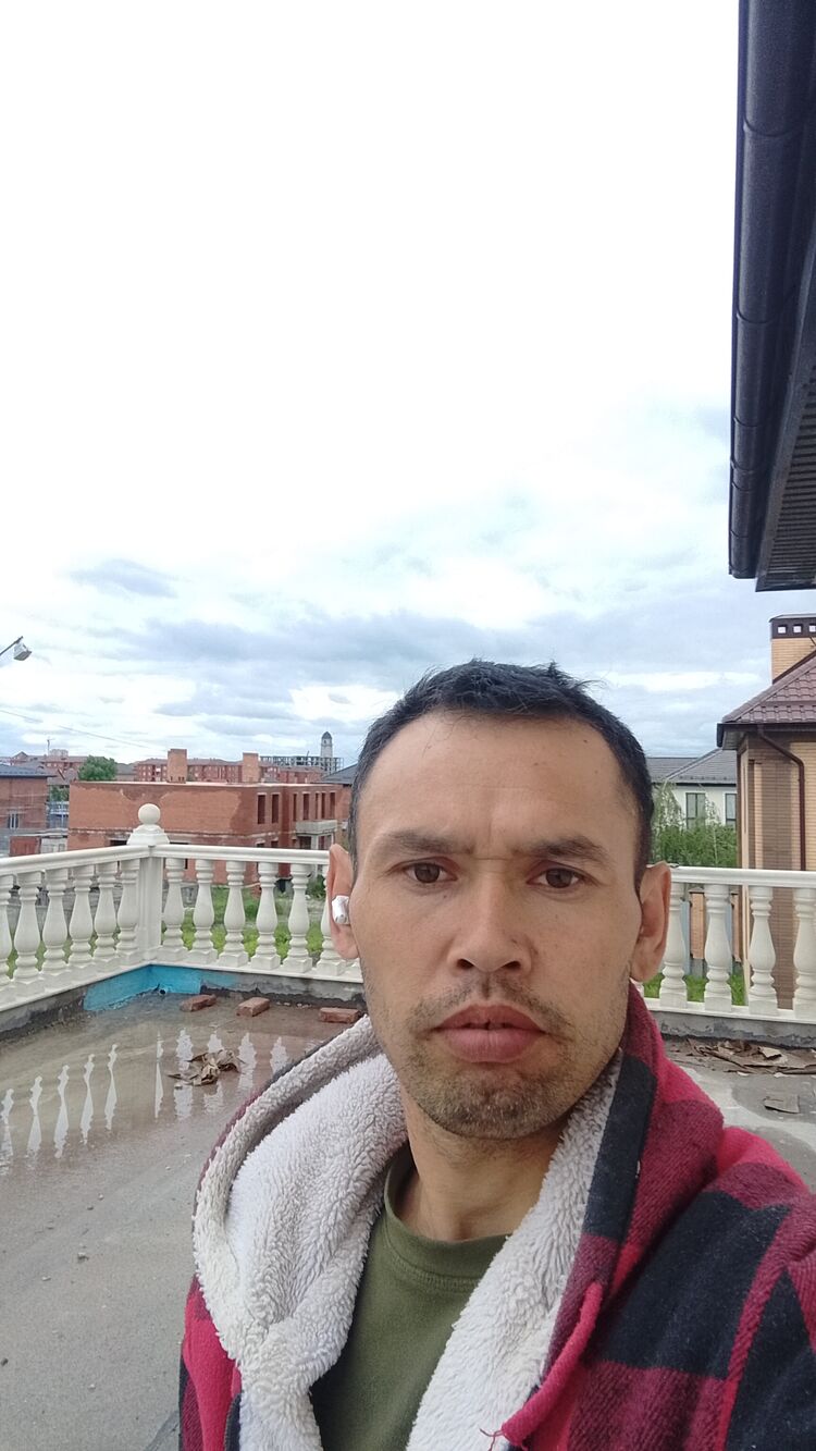  51599493  Sanjar , 36 ,    