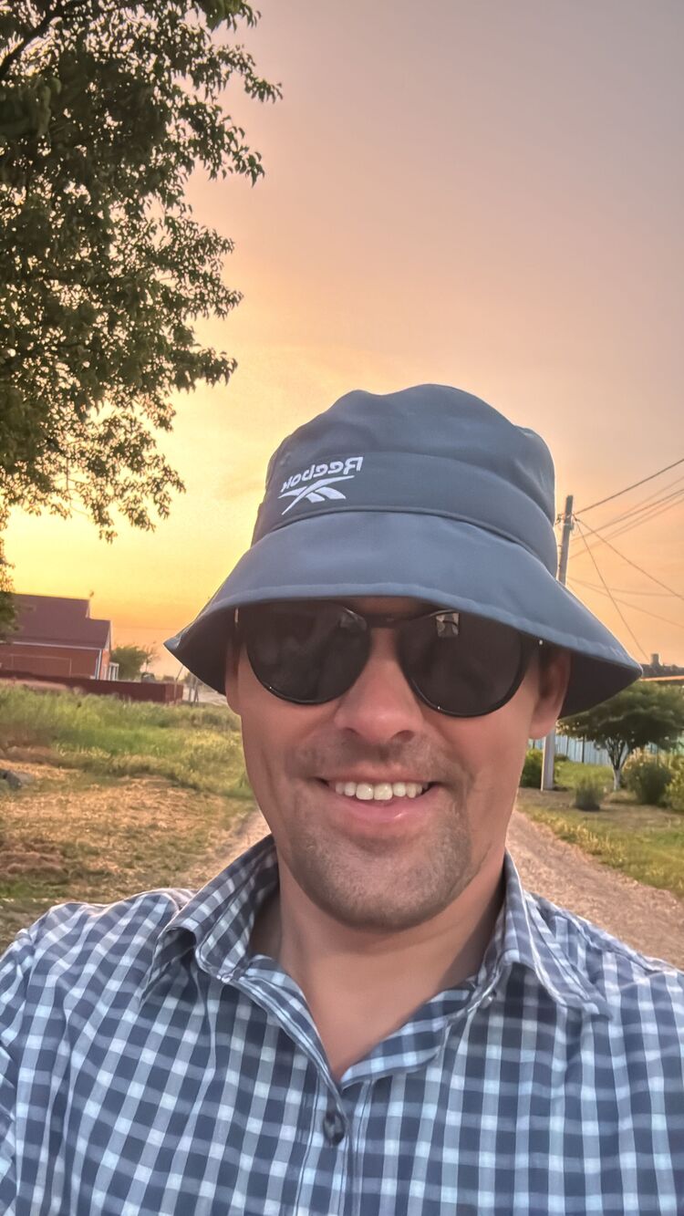  53080343  , 28 ,    