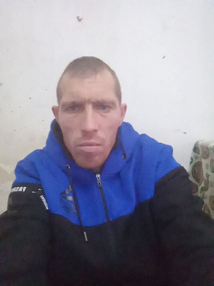  41101113  Pipka, 37 ,    
